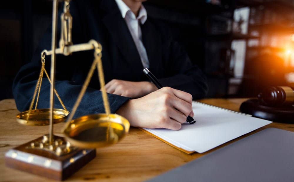 حفظ اسرار توسط وکیل