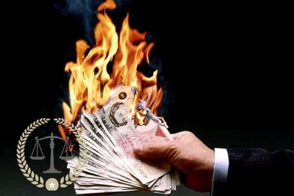 قرداد مضاربه - ضرر در مضاربه متوجه چه کسی است؟