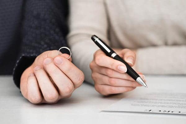 طلاق عسر و حرج - ازدواج صوری چیست؟