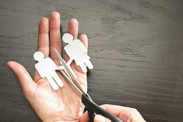 طلاق عسر و حرج - دلایل ازدواج صوری چیست؟