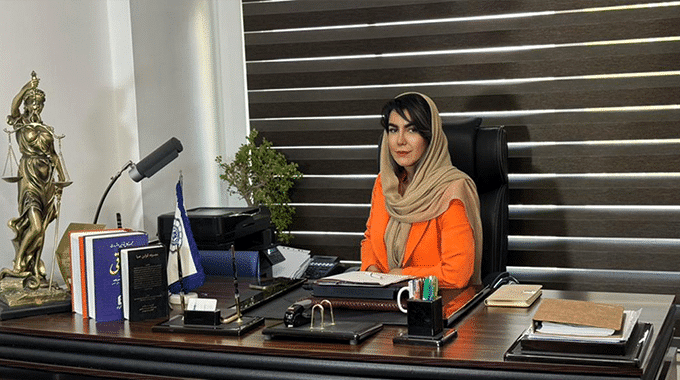 بهترین وکیل خانم در ظفر